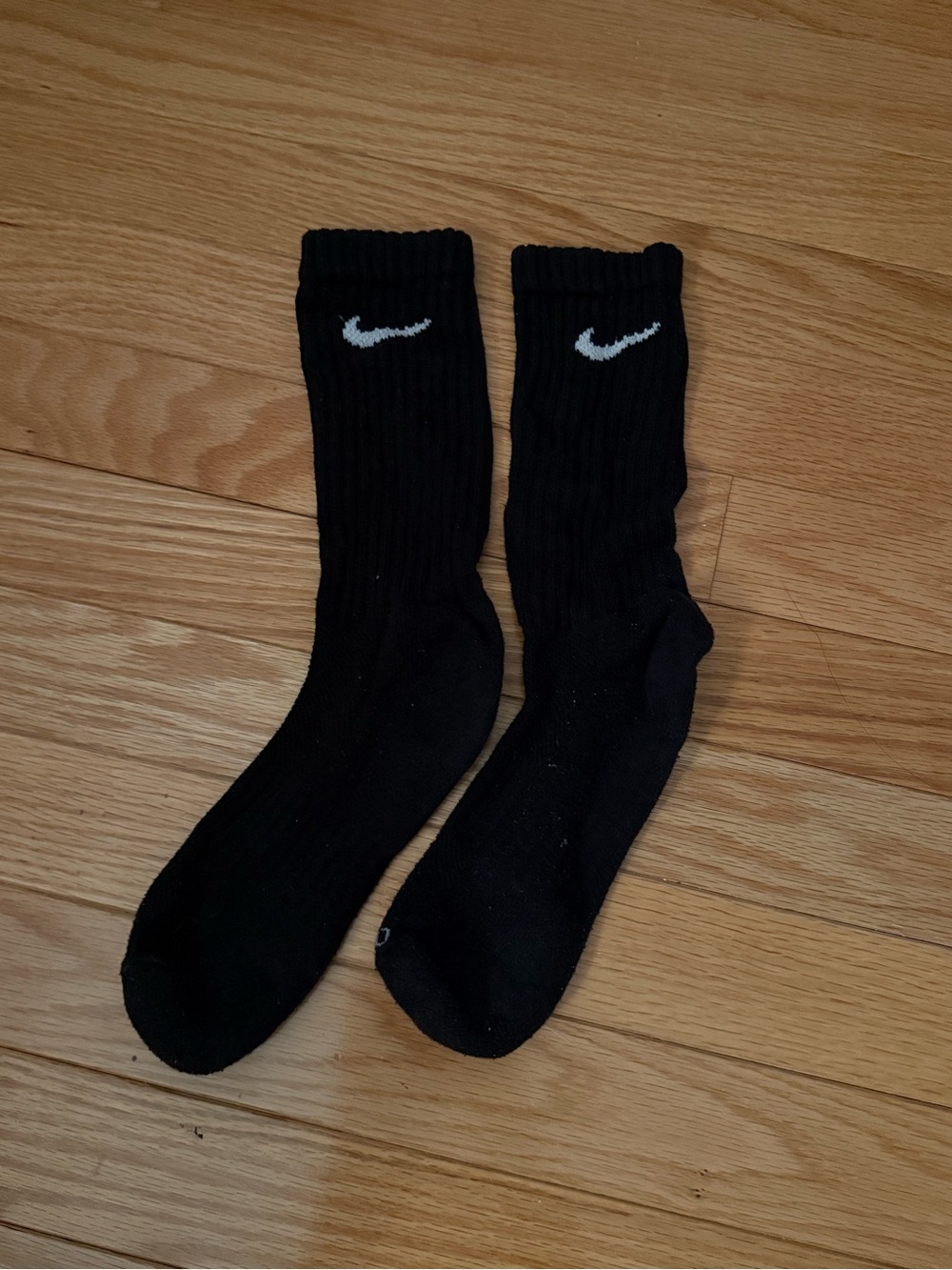very worn nike crew socks